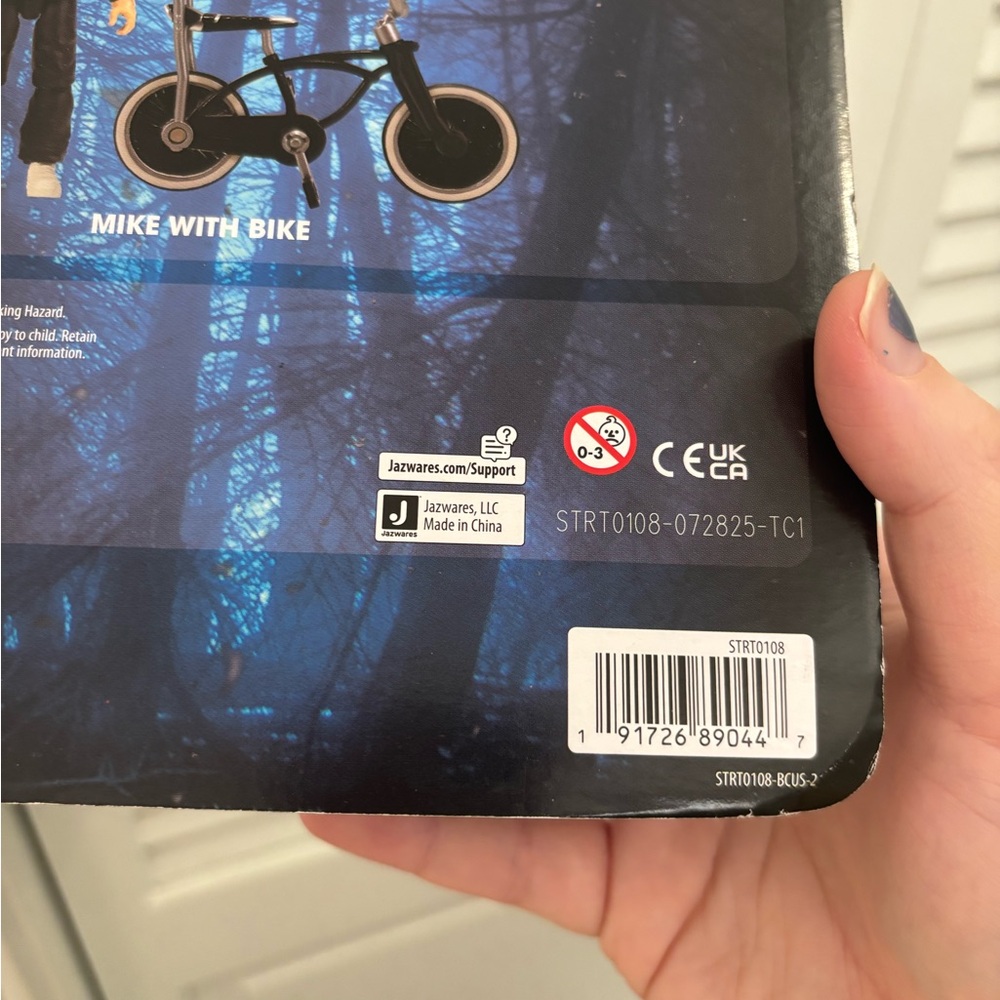 Stranger Things Will with Bike Action Figure BN - Picture 6 of 10